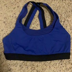 Lululemon run stuff your bra size 6